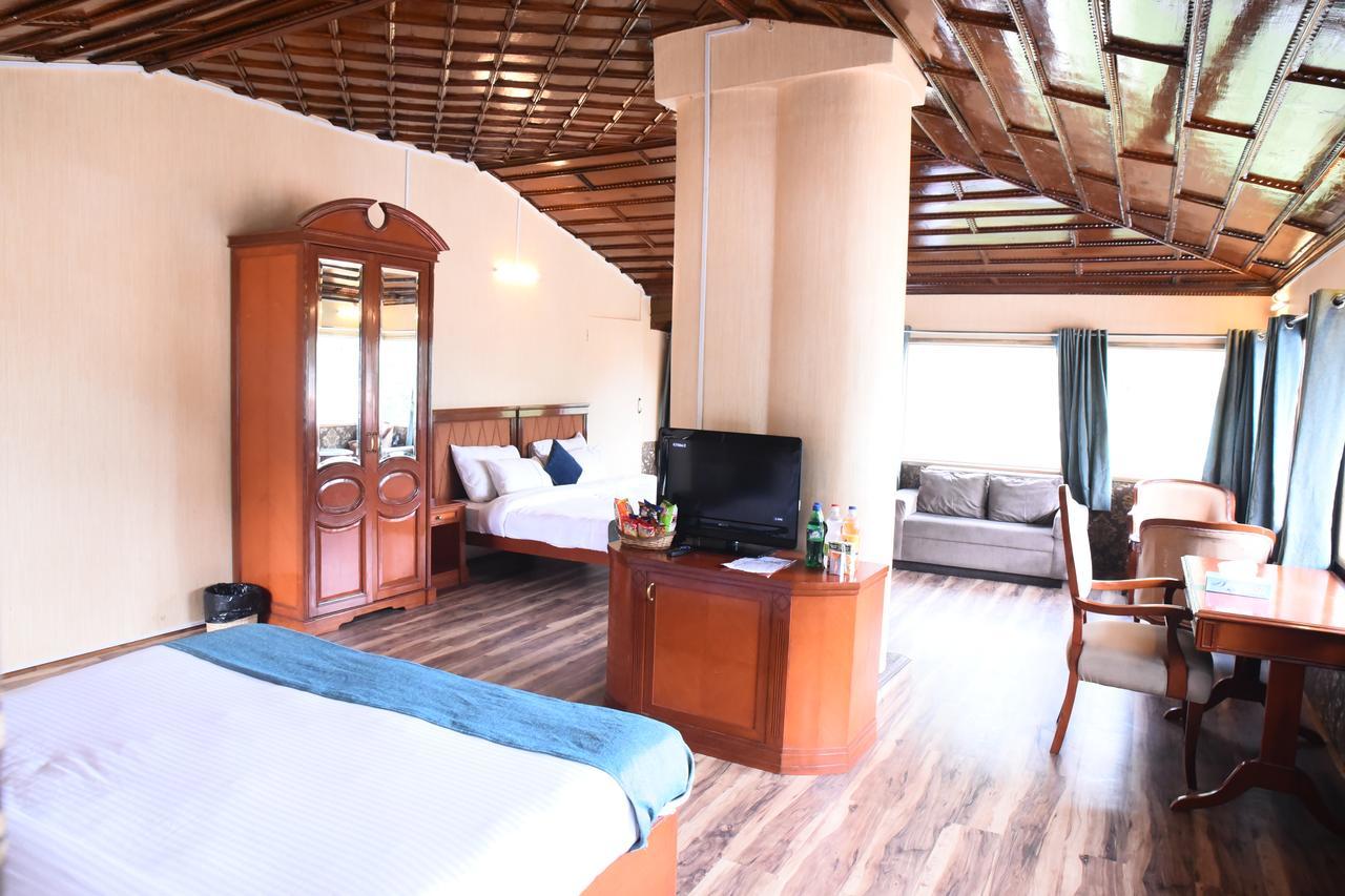 Hotel Skylark ไนนิตาล ภายนอก รูปภาพ